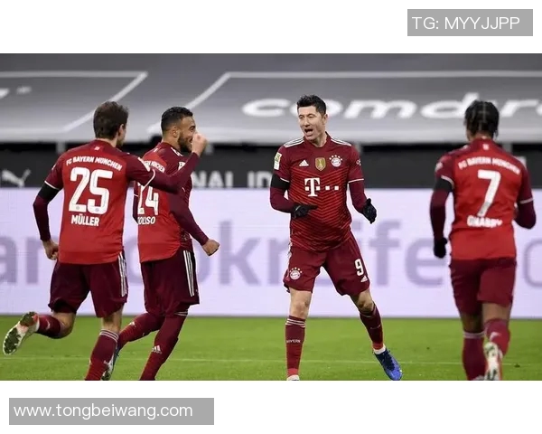 莱万重返德甲对阵拜仁引发球迷愤怒：背叛旧主的代价是什么