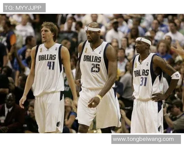 2006年NBA总决赛热火与小牛的巅峰对决回顾与精彩瞬间分析