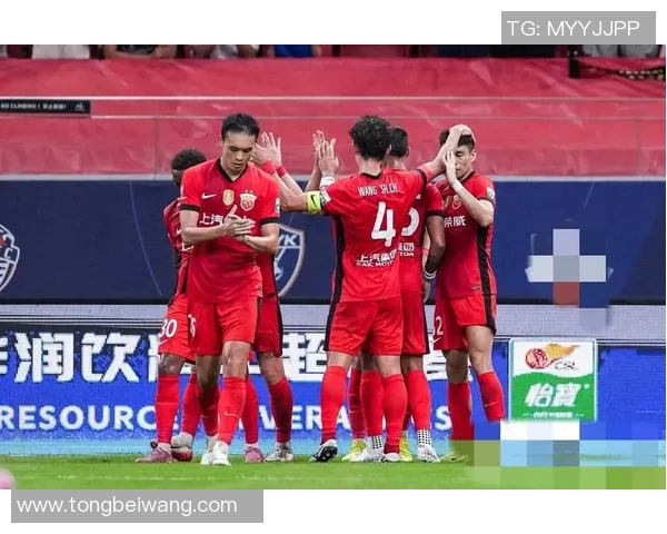 中超激战深圳队迎战建业队双方全力争夺宝贵积分之战即将上演