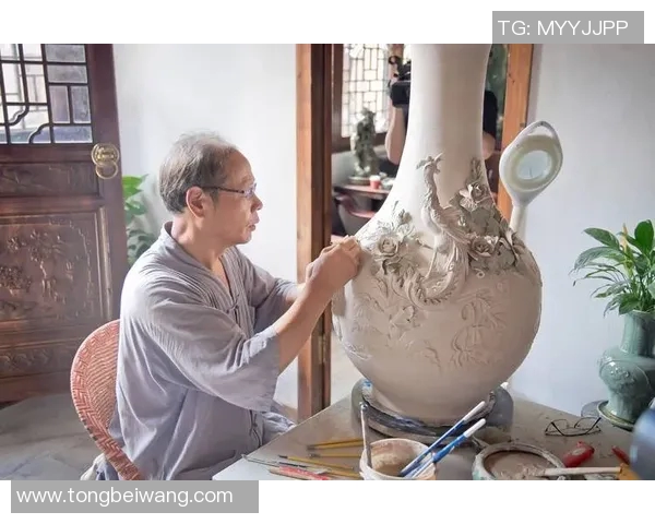 崔永熙：探索当代艺术的先锋之路与文化传承的深刻思考