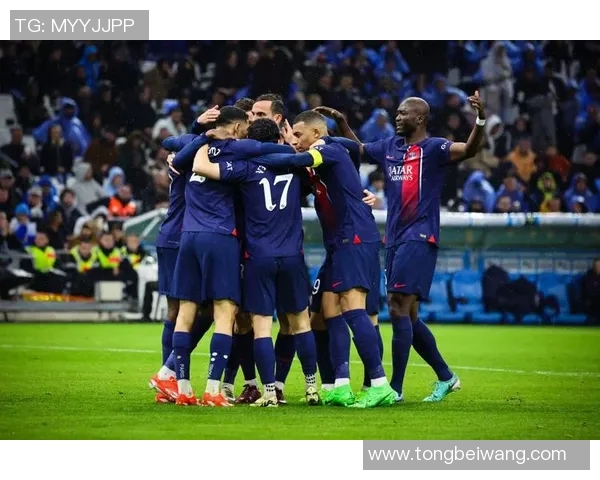 巴黎圣日耳曼对阵马赛比赛前瞻与胜负预测分析及关键球员表现解析 巴黎圣日耳曼对阵马赛比赛前瞻与胜负预测分析及关键球员表现解析