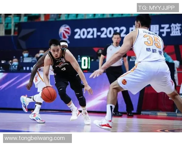 新疆男篮对阵辽宁的精彩直播盛况全程回顾与分析