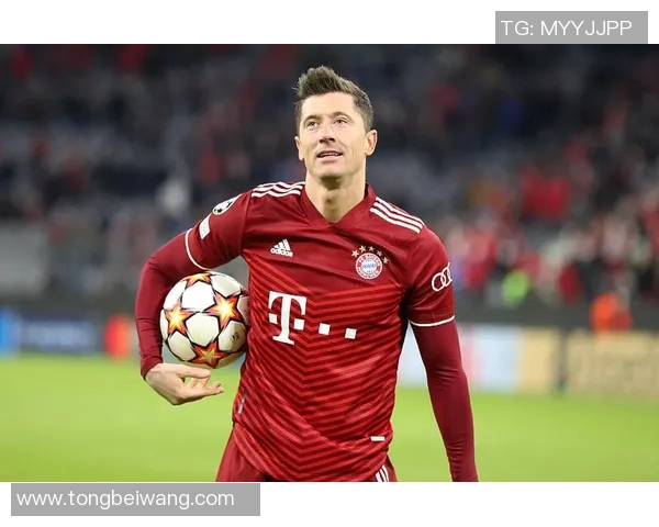 莱万重返安联球场引发拜仁球迷愤怒声讨纷纷指责其忘恩负义