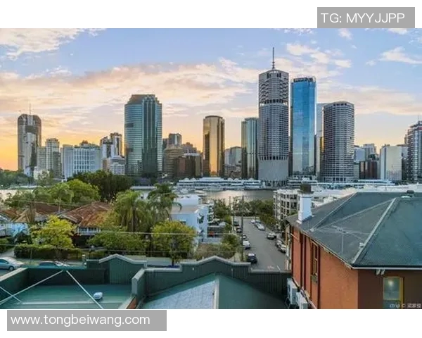 阳光海岸与布里斯班的魅力对比探索：哪个更适合你的理想生活方式