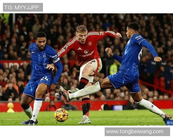 福图纳与赫拉克勒的精彩对决揭示足球战术与团队协作的魅力 福图纳与赫拉克勒的精彩对决揭示足球战术与团队协作的魅力