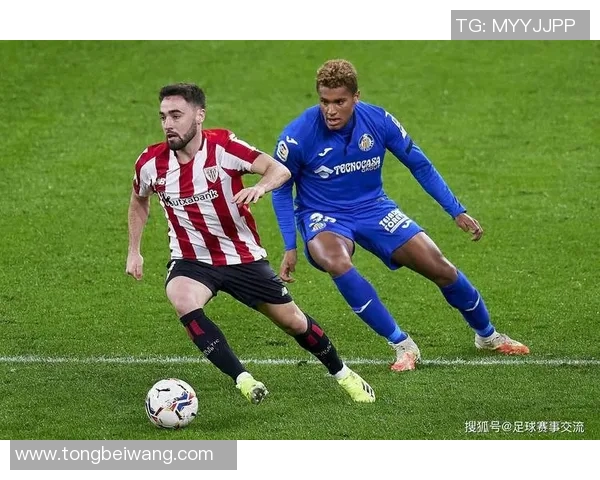 科学足球训练新方法探索与实践提升运动员竞技状态的有效策略 科学足球训练新方法探索与实践提升运动员竞技状态的有效策略