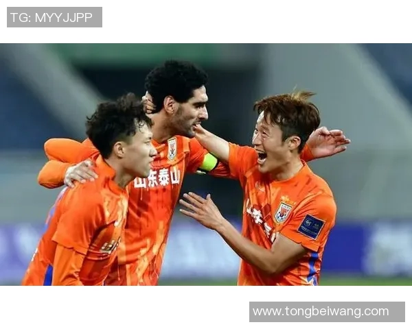 重庆滑板队在世界攀岩锦标赛中以65分领跑积分榜展现强劲实力