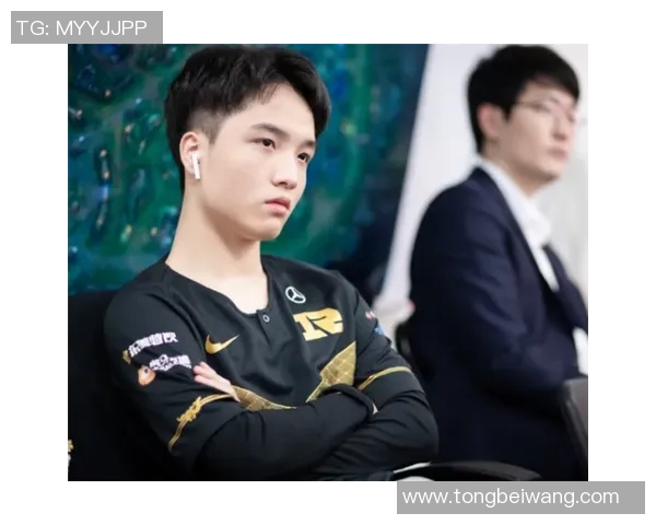 RNG在CSGO比赛中的防守策略分析与成败得失探讨