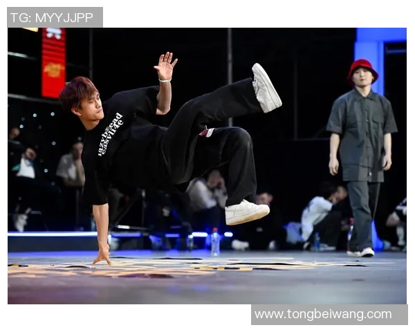 深圳街舞队在攀岩联赛中的力量展现与技巧分析