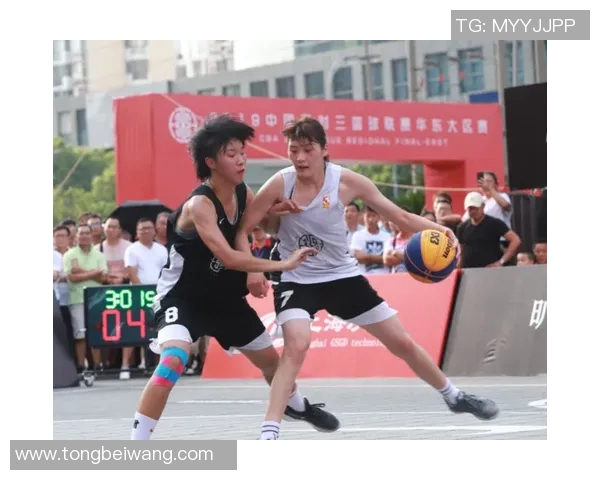成都篮球队与上海篮球队赛后复盘分析比赛经验与战术调整探讨MBA